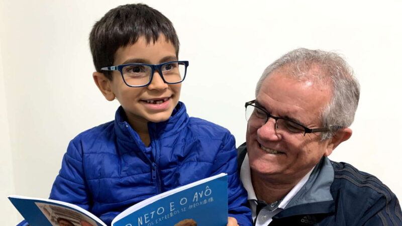 Livro Infantil | O Neto E O Avô